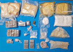 Pronađeno više od 6 kilograma amfetamina, kilogram hašiša, kokain, heroin